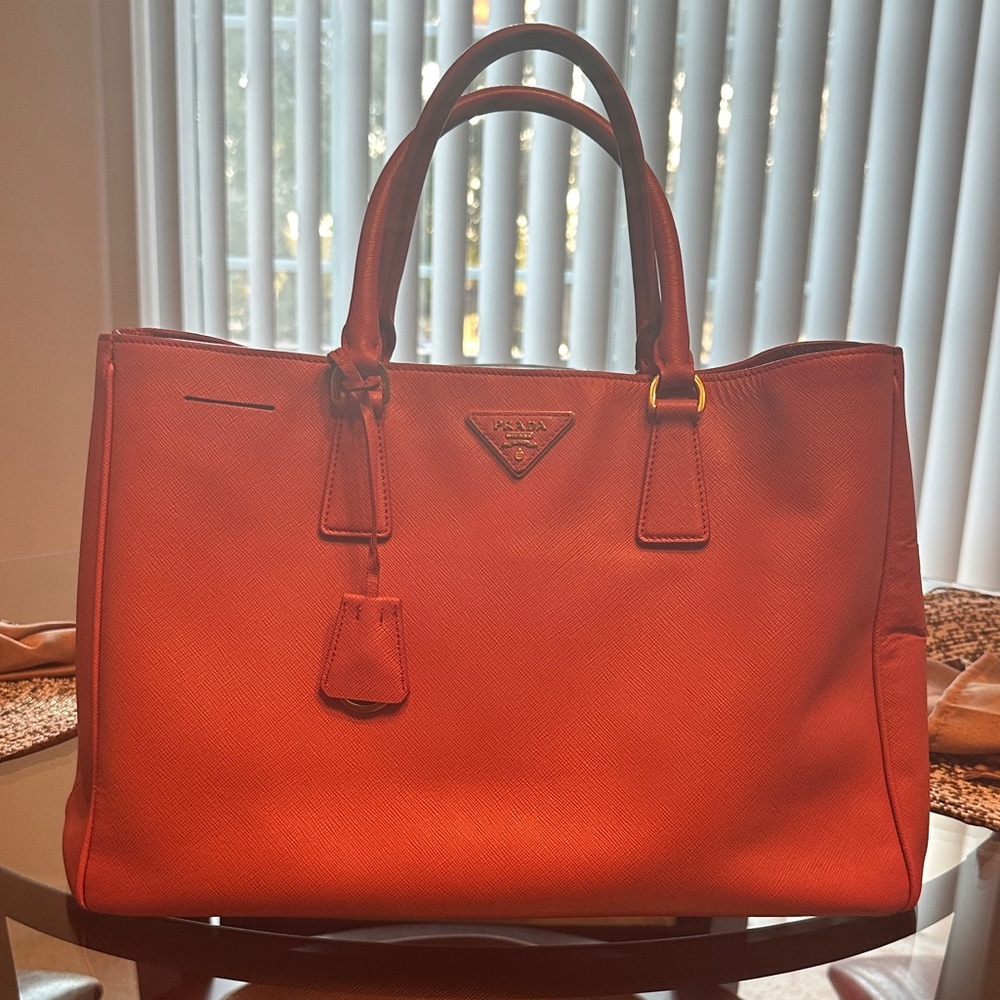 Sold!!! Prada Saffiano Lux Vibrant Tote Bag